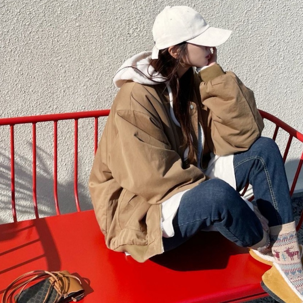 NWOT Korean Brand DEEPNY Corduroy Cap with Embroidered R in Ivory - Picture 13 of 15